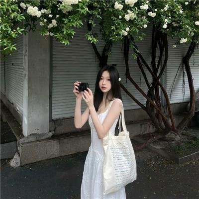 白衣怪客